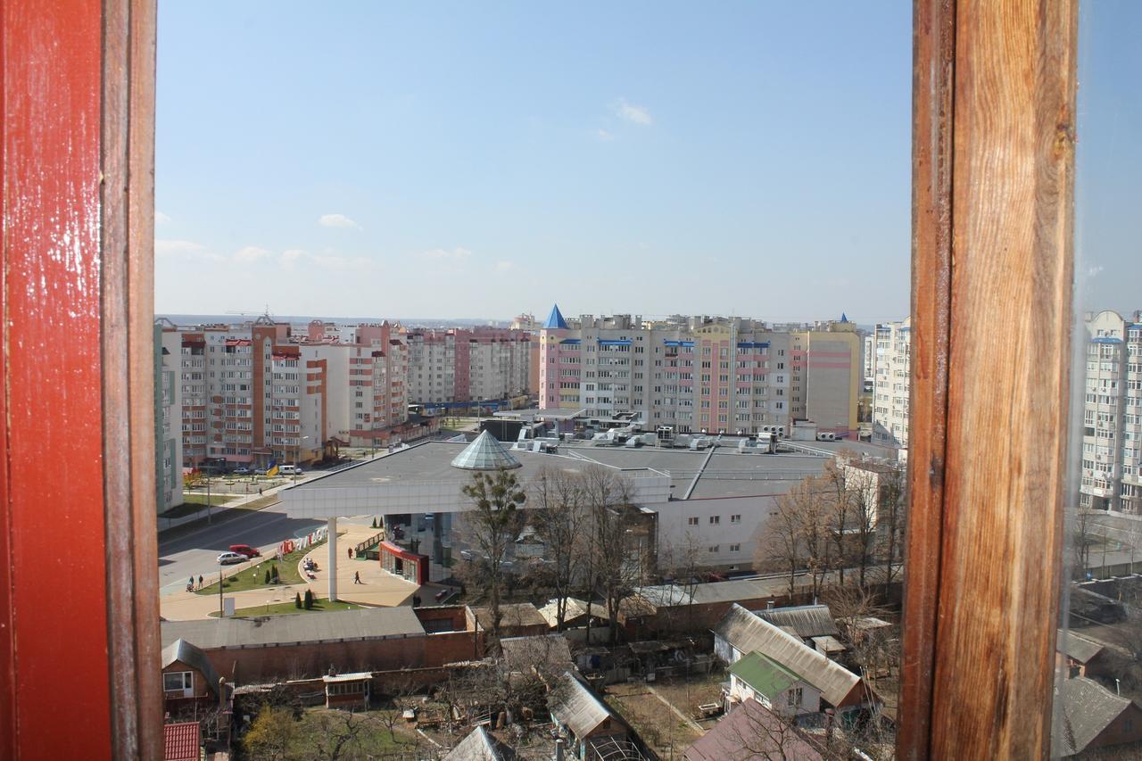Комфортабельна Квартира Pirogovo Esterno foto
